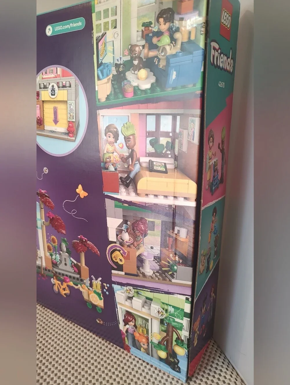 Lego Friends 42670 Heartlake City Apartments and Stores NWT Building Toy Set